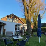Penzion Schumacher's - Buecherhotel