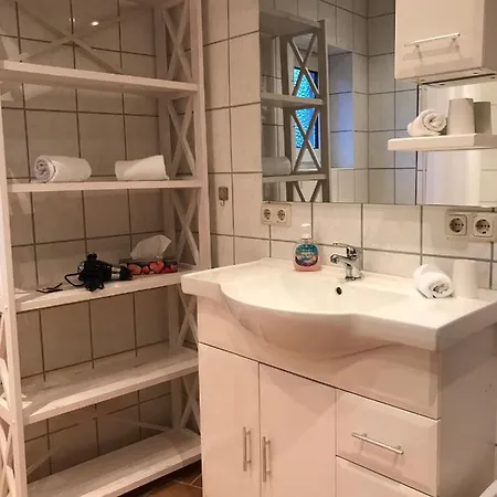 Schumacher's - Buecherhotel 3*