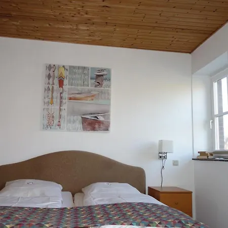 Schumacher's - Buecherhotel Gasthuis Friedeburg (Lower Saxony)