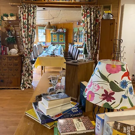 Schumacher's - Buecherhotel