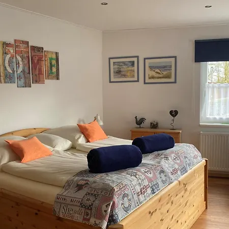 Schumacher's Guest house 3*