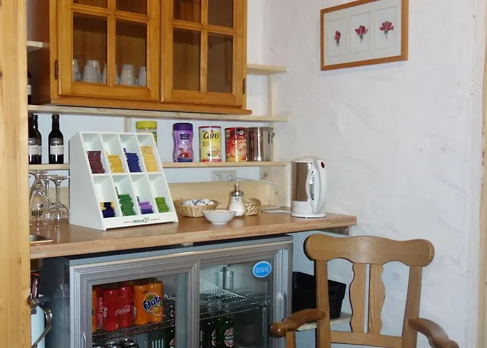 Schumacher's - Buecherhotel Vendégház Friedeburg