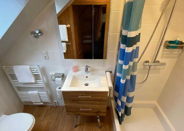 Schumacher's - Buecherhotel Friedeburg